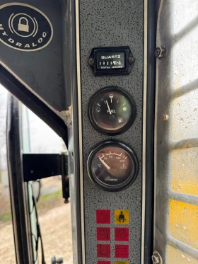 Мини челни товарачи GEHL 4640 TURBO, снимка 8