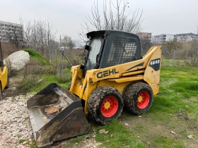 Мини челни товарачи GEHL 4640 TURBO, снимка 3