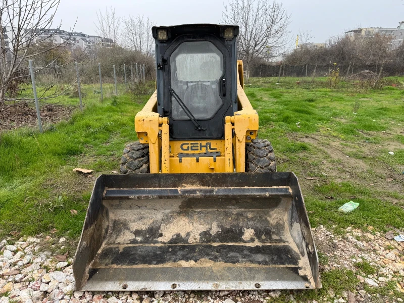 Мини челни товарачи GEHL 4640 TURBO, снимка 2 - Индустриална техника - 52654275