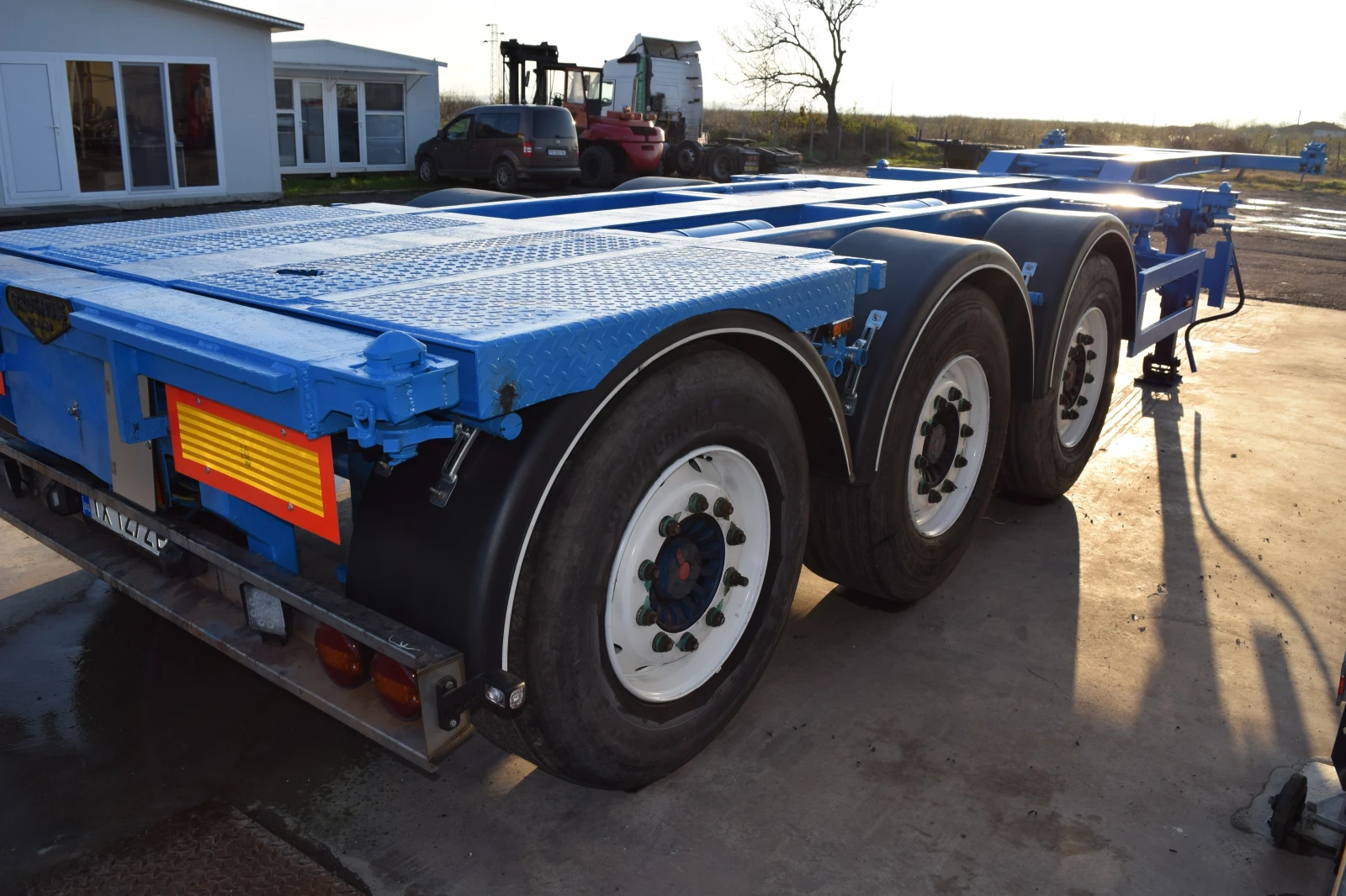 ����������� Broshuis | Mobile.bg � ����������� 3