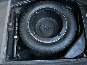 Mercedes-Benz 126 560 SEL, снимка 15