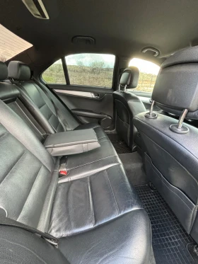 Mercedes-Benz C 220, снимка 10