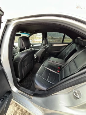 Mercedes-Benz C 220, снимка 9