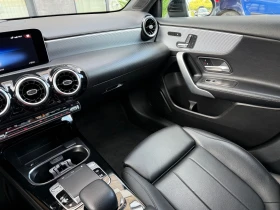 Обява за продажба на Mercedes-Benz A 220 AMG Line, Keyless go, 4matic, Panorama, Camera ~49 100 лв. - изображение 11