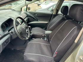 Toyota Corolla verso, снимка 6 - Автомобили и джипове - 53604799