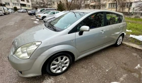 Toyota Corolla verso, снимка 3 - Автомобили и джипове - 53604799