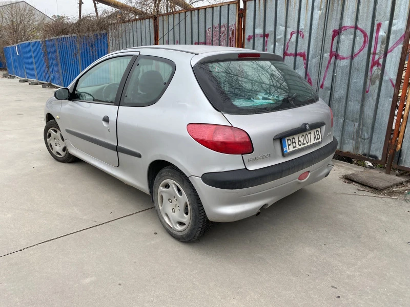 Peugeot 206, снимка 2 - Автомобили и джипове - 46805133