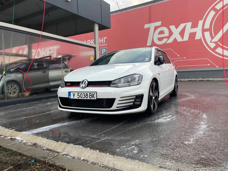 VW Golf GTI, снимка 3 - Автомобили и джипове - 48359722