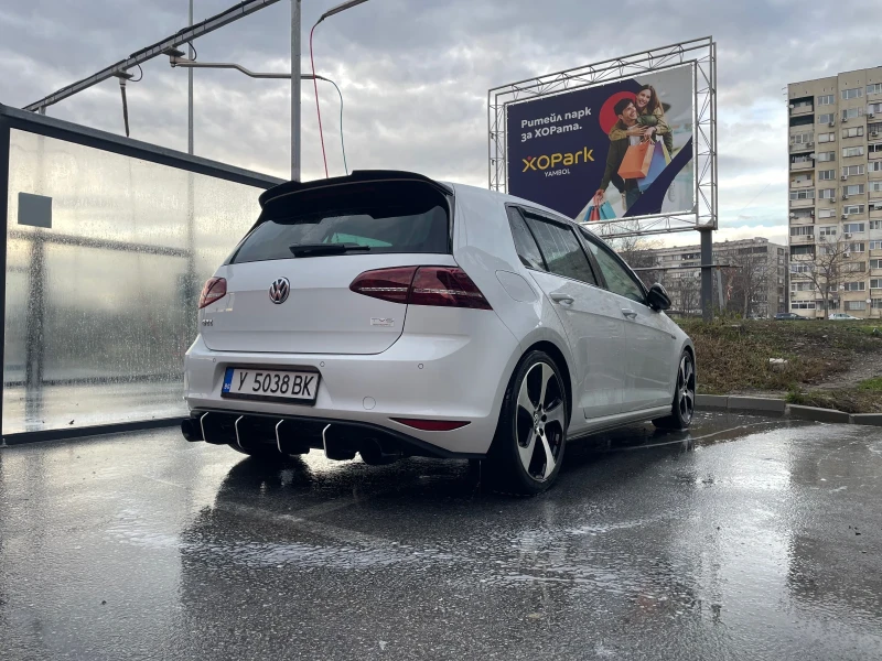 VW Golf GTI, снимка 5 - Автомобили и джипове - 48359722