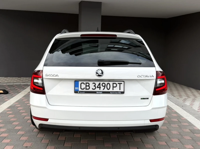 Skoda Octavia 1.5 G-TEC CNG DSG Гаранция!!!, снимка 5 - Автомобили и джипове - 50966746