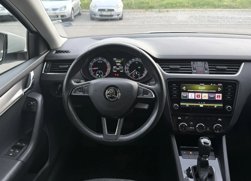 Skoda Octavia 1.5 G-TEC CNG DSG Гаранция!!!, снимка 13 - Автомобили и джипове - 50966746