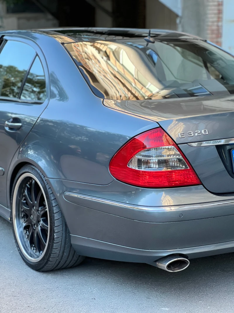 Mercedes-Benz E 320 E320 Facelift, снимка 6 - Автомобили и джипове - 52218108