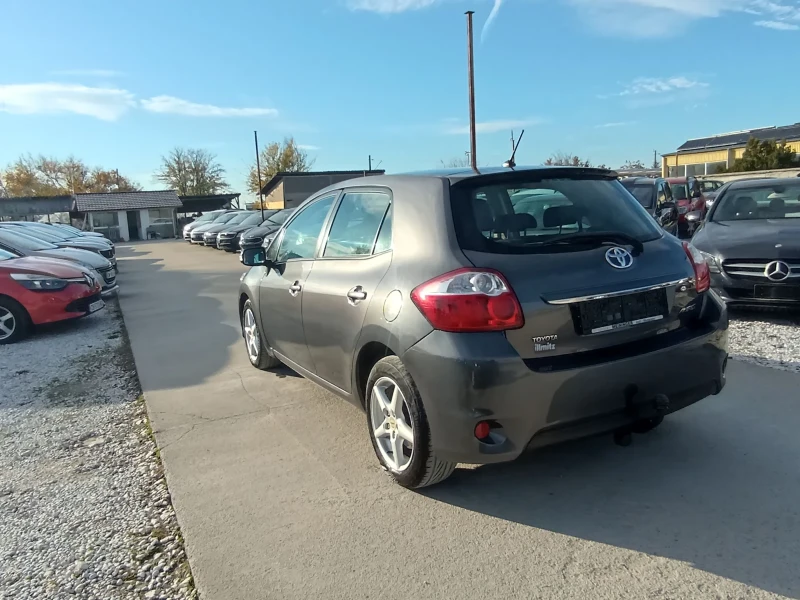 Toyota Auris 2.0D4D, 126кс, снимка 5 - Автомобили и джипове - 52412433