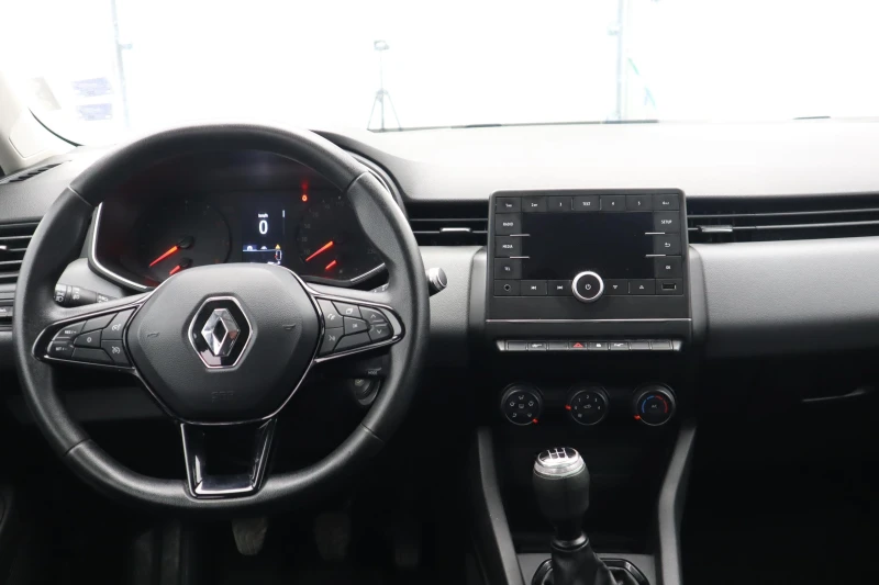 Renault Clio 1.0 tce, снимка 16 - Автомобили и джипове - 52647081