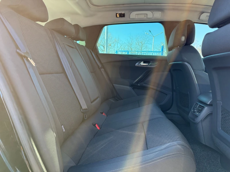 Peugeot 508 1.6HDI-автоматик-панорама-климатроник-парктроник, снимка 14 - Автомобили и джипове - 52875668