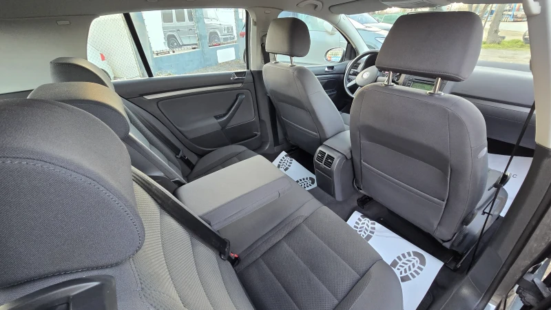 VW Golf 1.9tdi* 105к.с* 6скорости* Ксенон, снимка 14 - Автомобили и джипове - 53012398