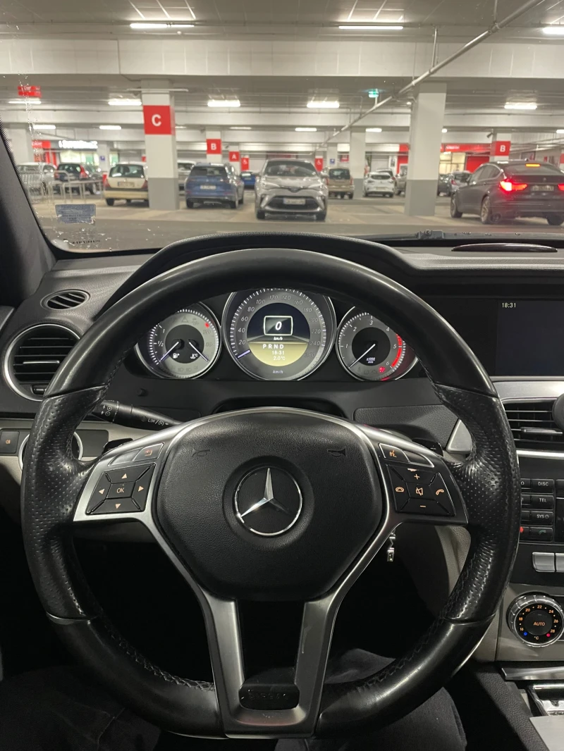 Mercedes-Benz C 220 AMG coupe, снимка 12 - Автомобили и джипове - 53527301