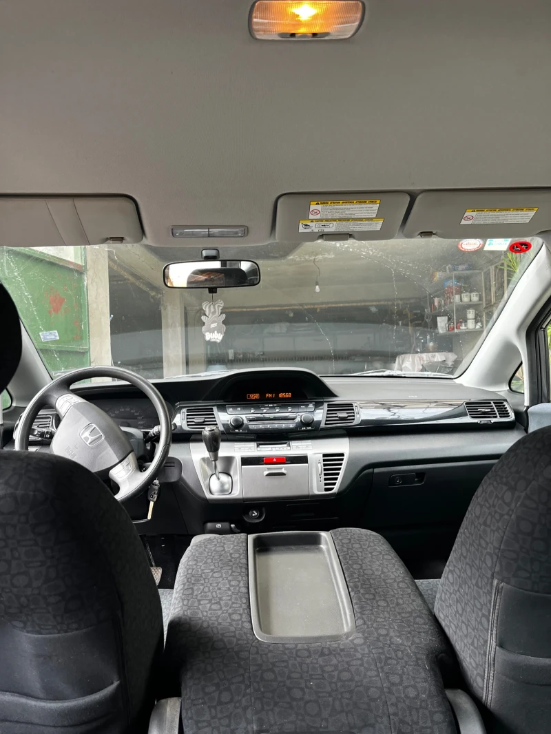 Honda Fr-v, снимка 8 - Автомобили и джипове - 53526975