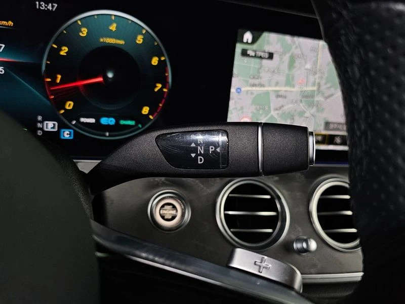 Mercedes-Benz E 350 E350 4MATIC AMG Line| 255к.с., снимка 9 - Автомобили и джипове - 56159772