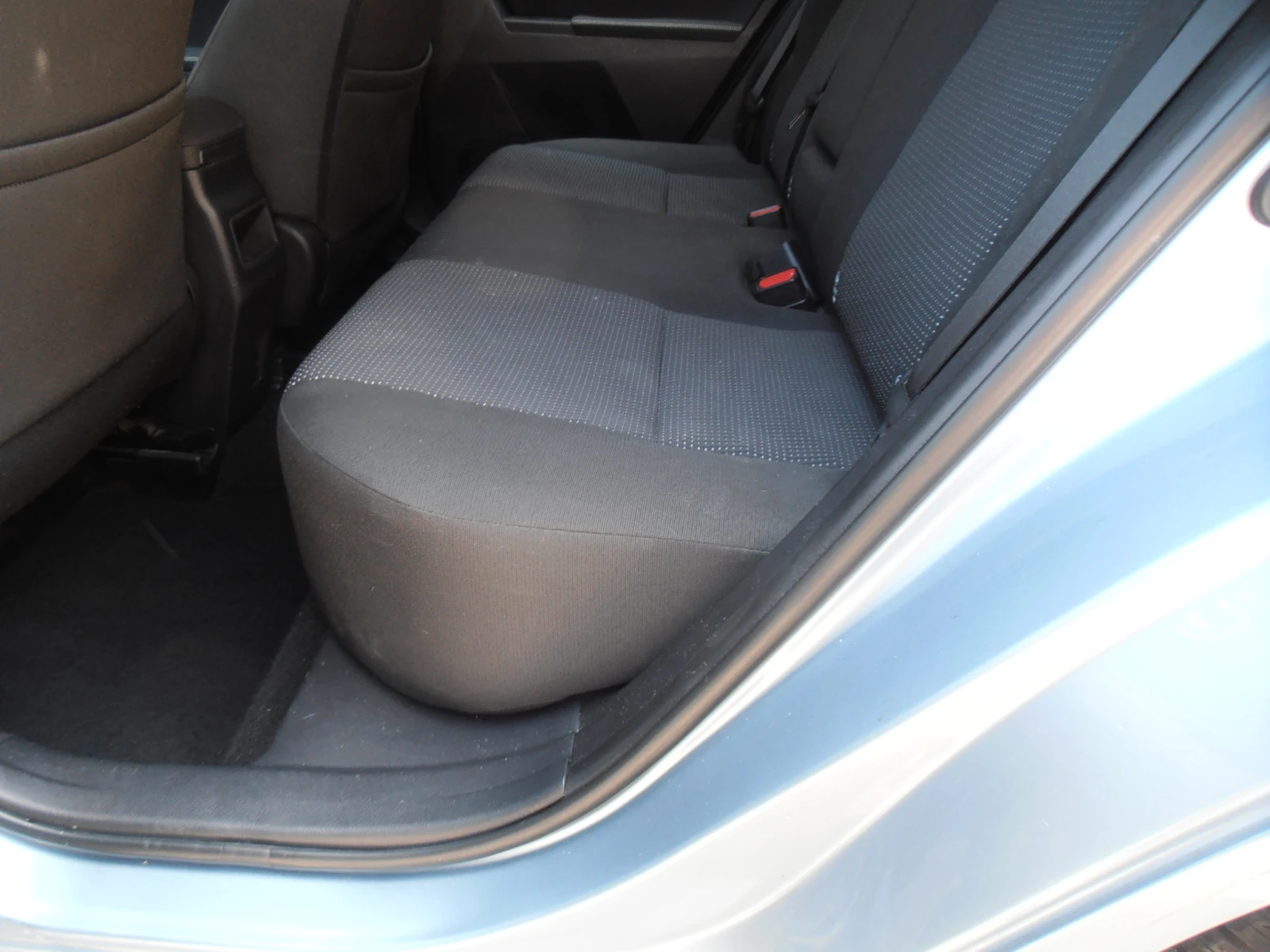 Toyota Auris 2.0 D4D - изображение 9