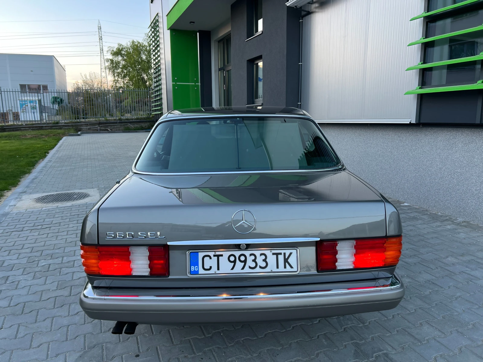 Mercedes-Benz 126 560 SEL - изображение 5