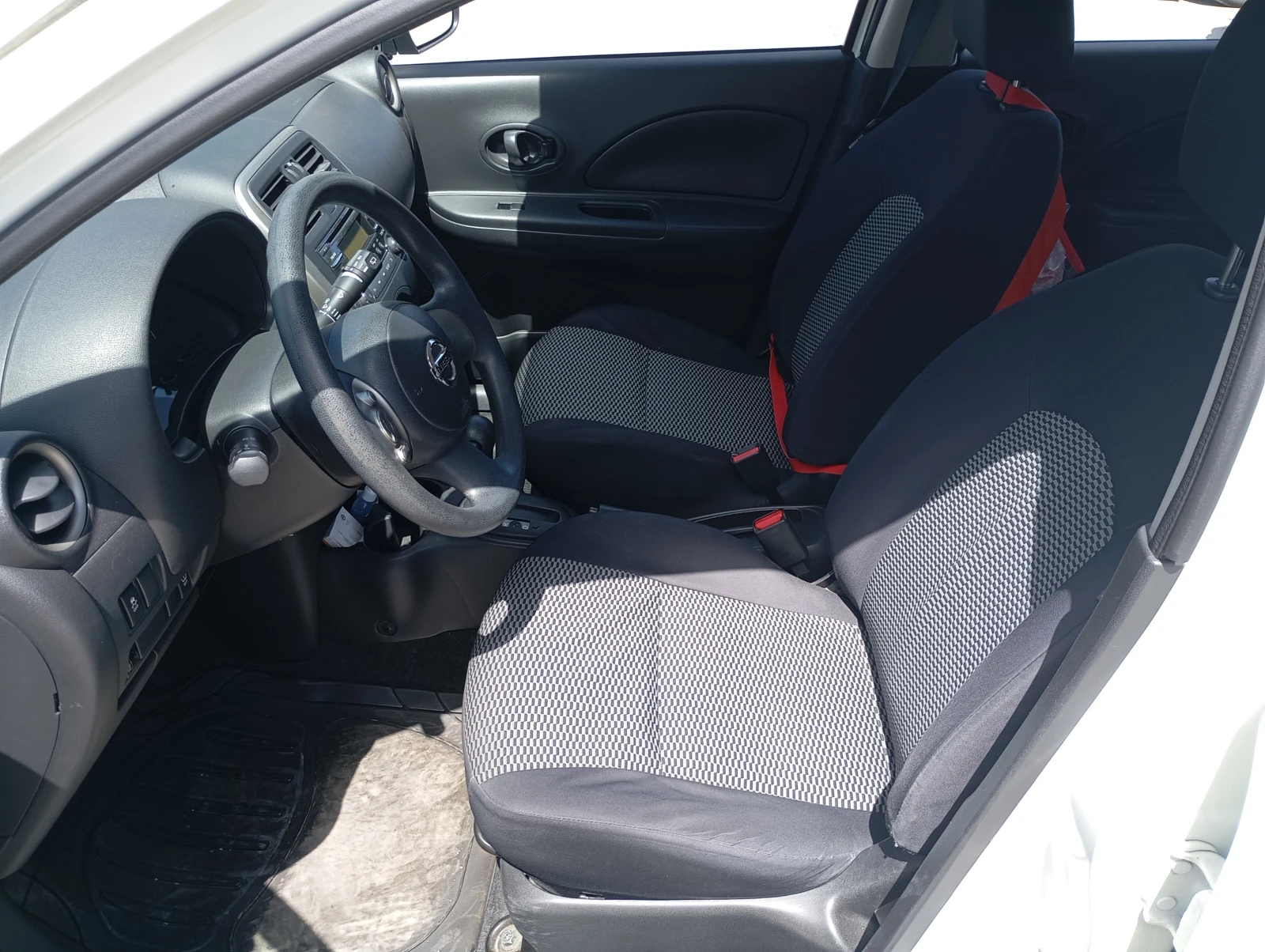 Nissan Micra 1.2 Автоматик - изображение 5