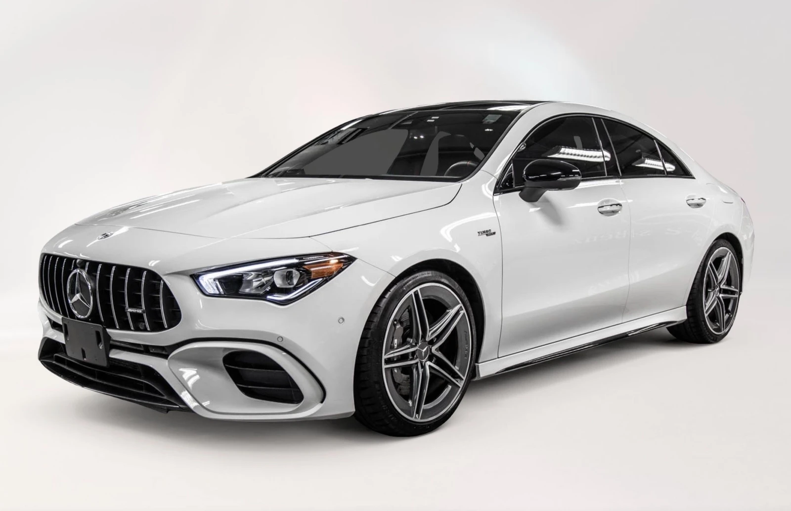 Mercedes-Benz CLA 45 AMG 4Matic+ Premium - изображение 2