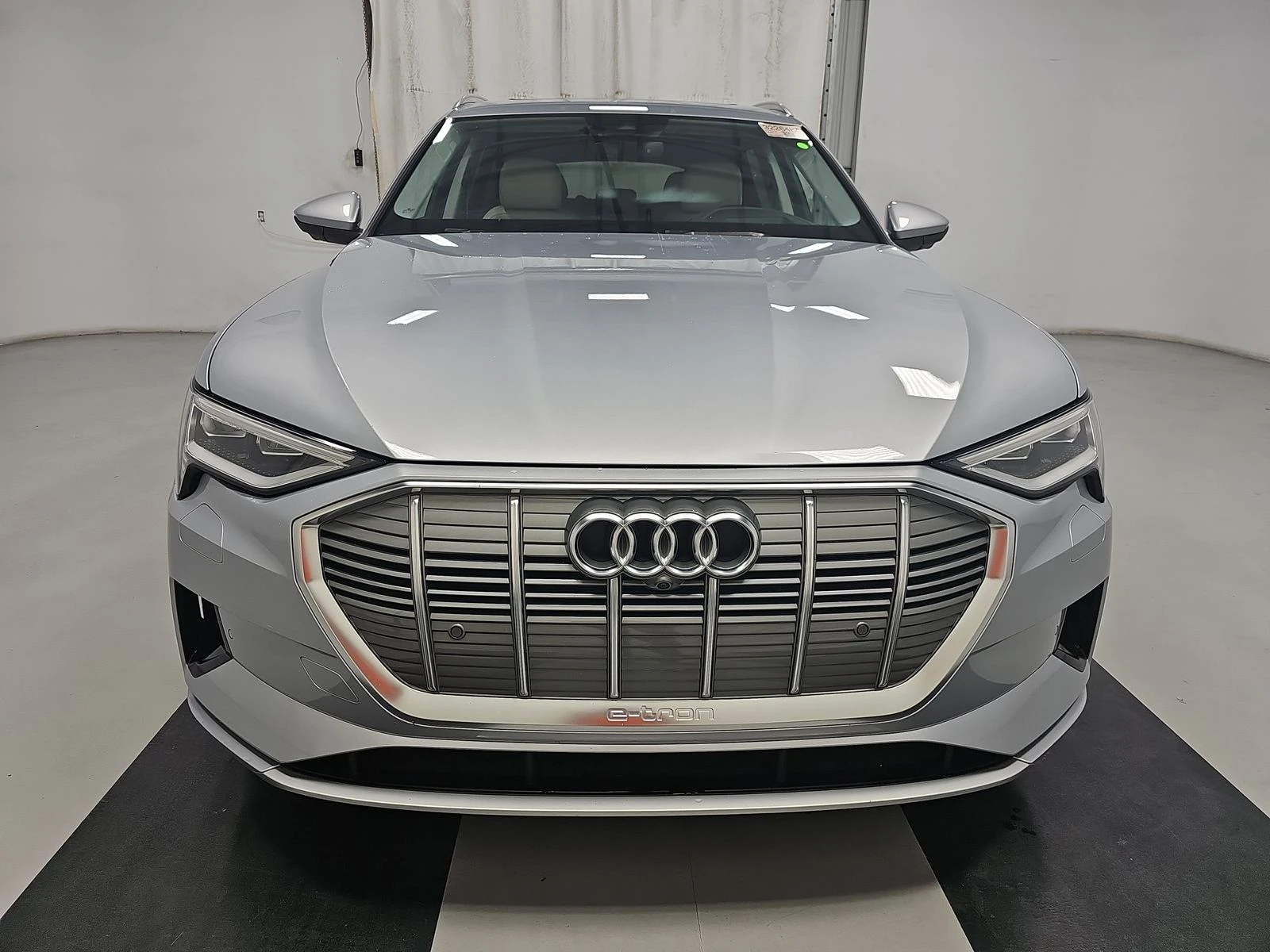Audi E-Tron PRESTIGE*  - изображение 2