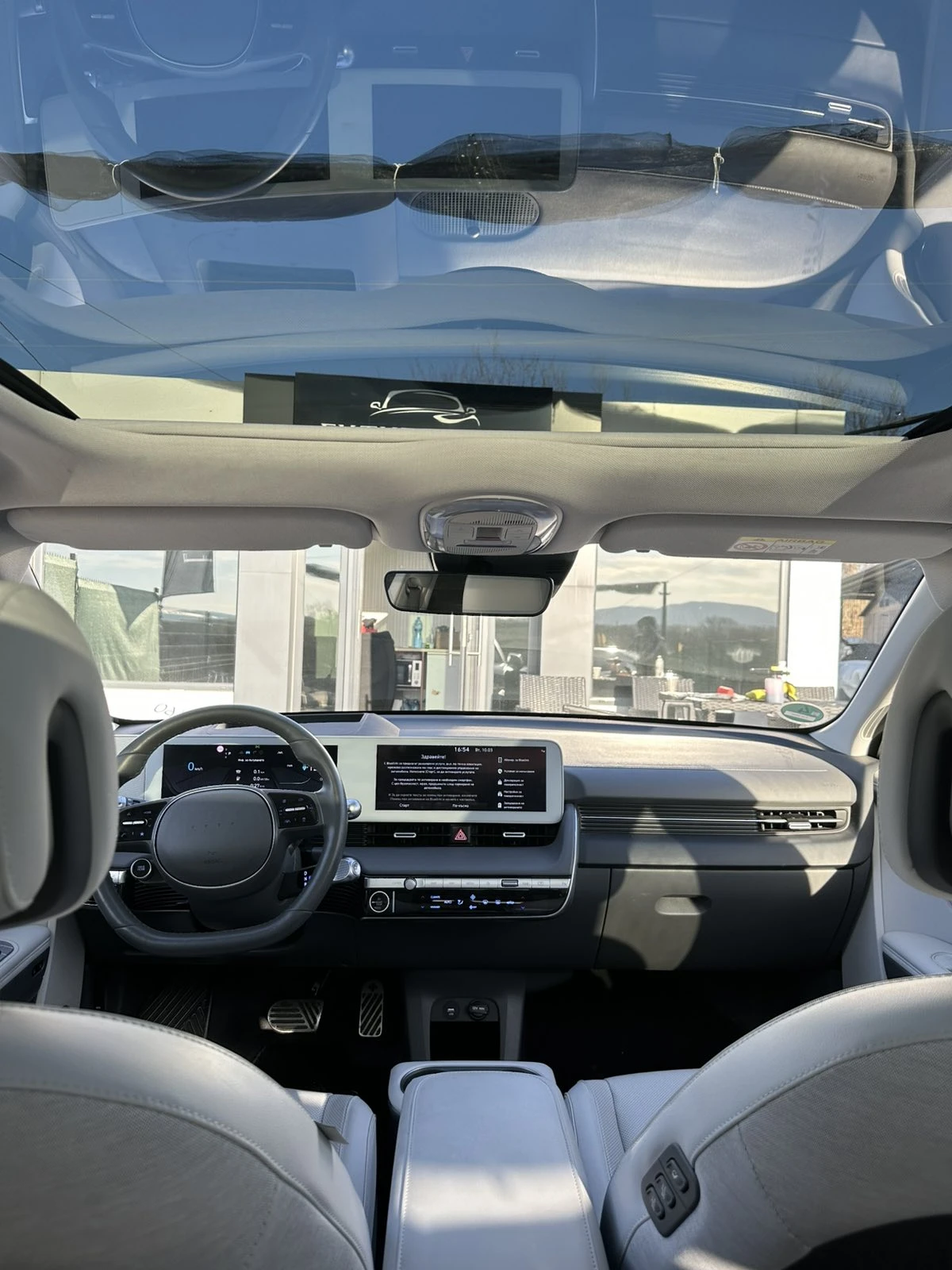 Hyundai Ioniq 5 77.4KWh/UNIQ/12000КМ/ЗАВЕРЕНА ГАРАНЦИЯ!, снимка 9 - Автомобили и джипове - 53784851