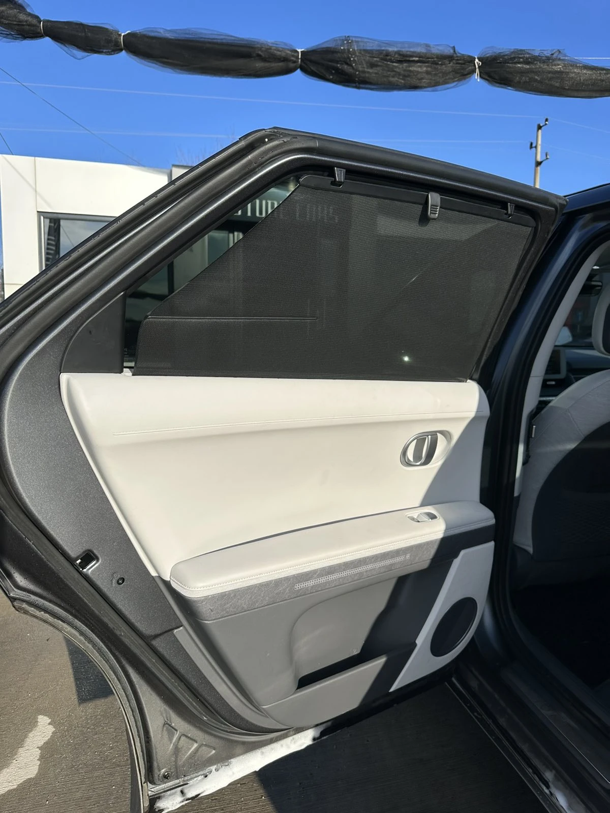 Hyundai Ioniq 5 77.4KWh/UNIQ/12000КМ/ЗАВЕРЕНА ГАРАНЦИЯ!, снимка 8 - Автомобили и джипове - 53784851