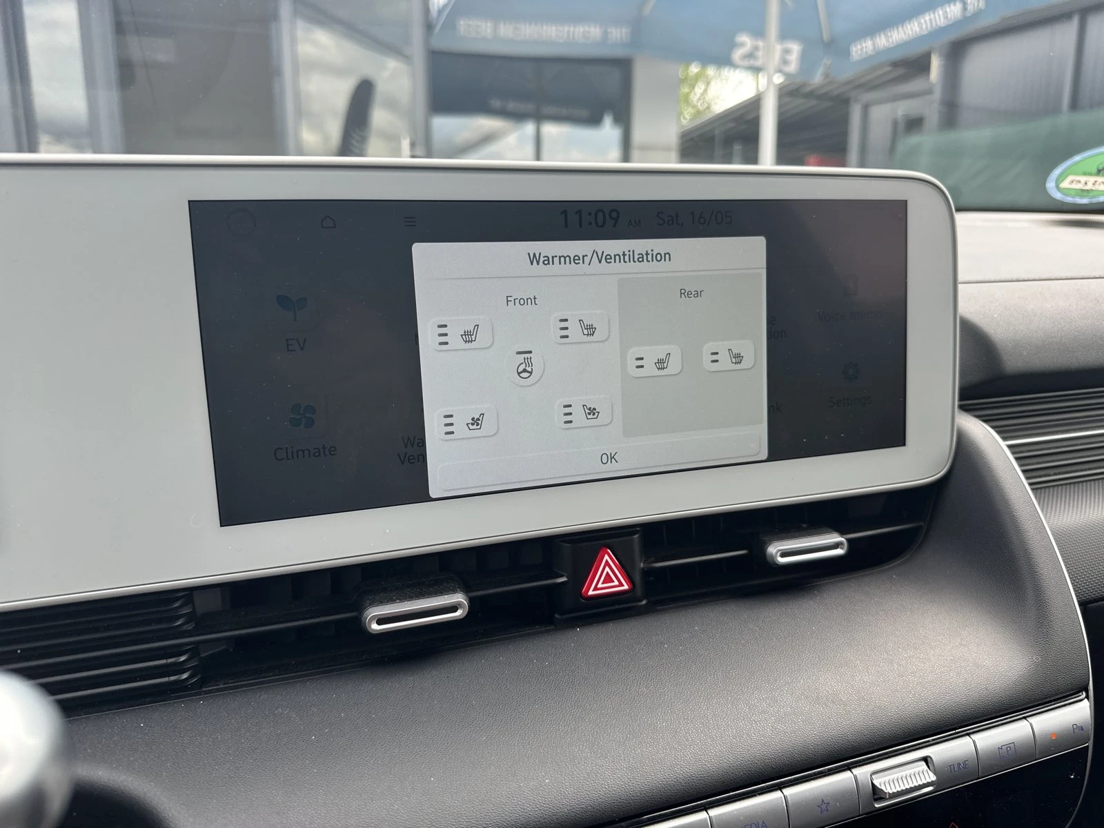 Hyundai Ioniq 5 77.4KWh/UNIQ/2023/ГАРАНЦИЯ!, снимка 13 - Автомобили и джипове - 53784851