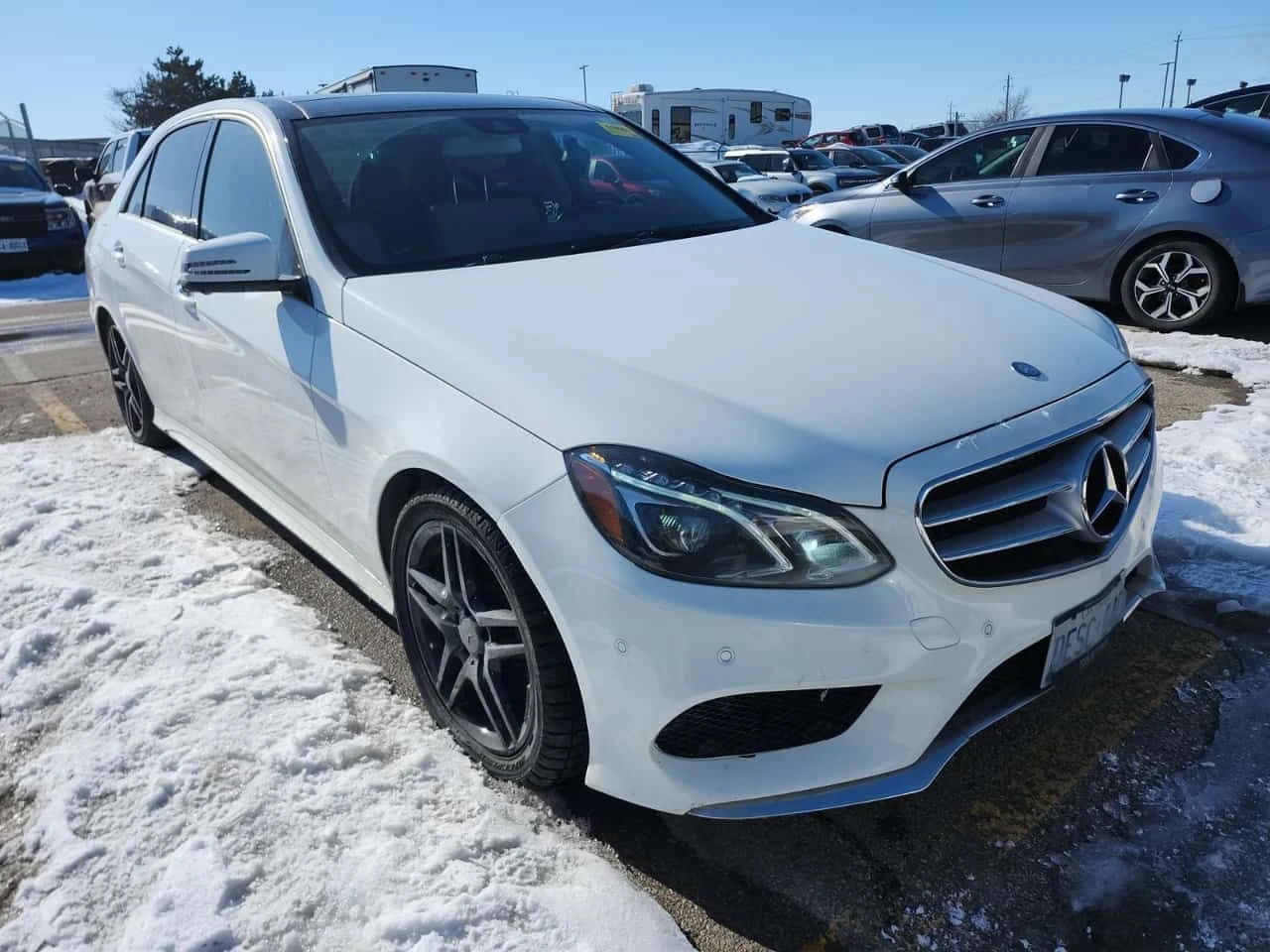 Mercedes-Benz E 300 * CARFAX * ЦЕНА ДО БГ, снимка 2 - Автомобили и джипове - 54081910