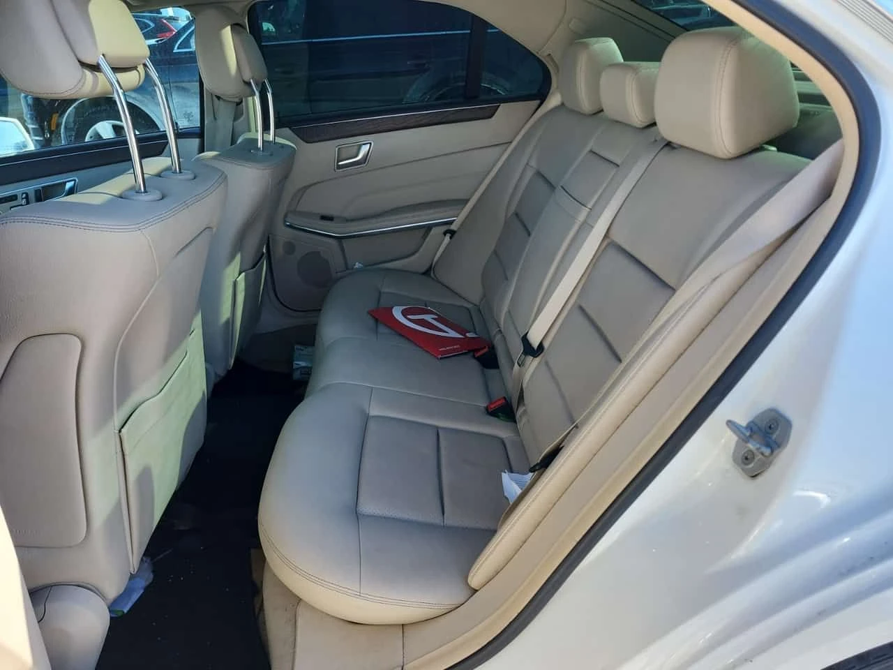 Mercedes-Benz E 300 * CARFAX * ЦЕНА ДО БГ, снимка 10 - Автомобили и джипове - 54081910