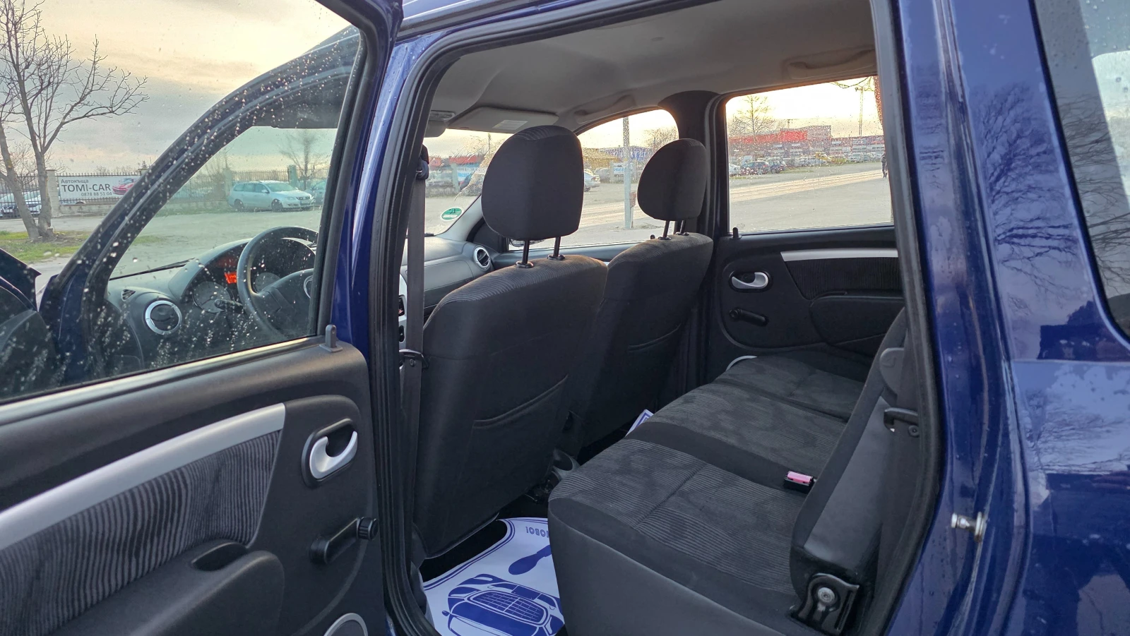 Dacia Logan 1.6i/87hp/УНИКАТ/FACE LIFT, снимка 8 - Автомобили и джипове - 54115827