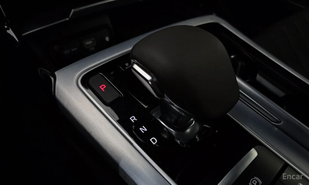Kia Stinger 3.3* GT* �������* ���������* �����* ������* ������ | Mobile.bg � ����������� 10