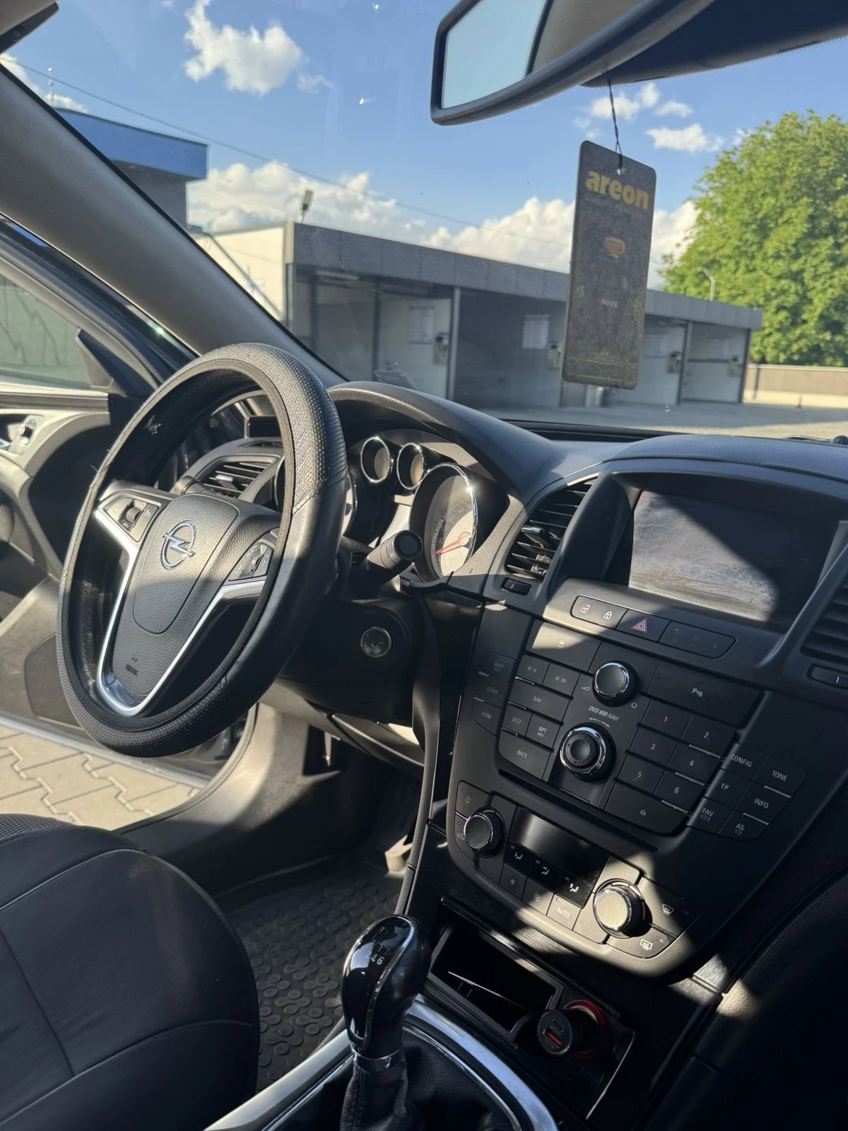 Opel Insignia, снимка 7 - Автомобили и джипове - 54743542