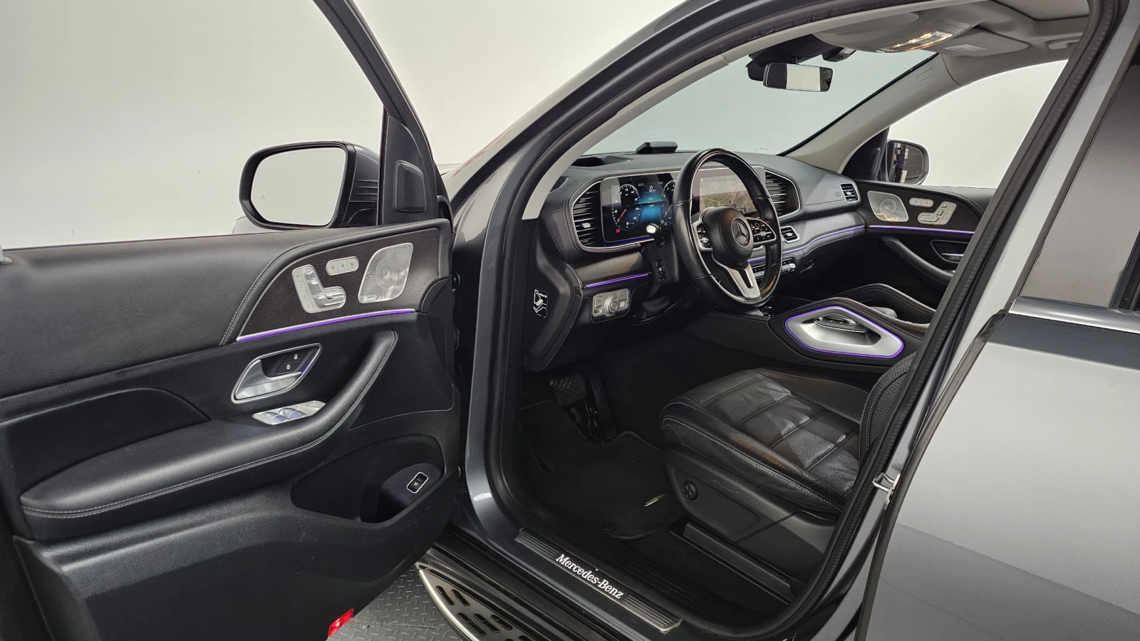 Mercedes-Benz GLE 450 Airmatic AWD| Burmester | Обдух/Подгрев| HUD | 360, снимка 7 - Автомобили и джипове - 54767458
