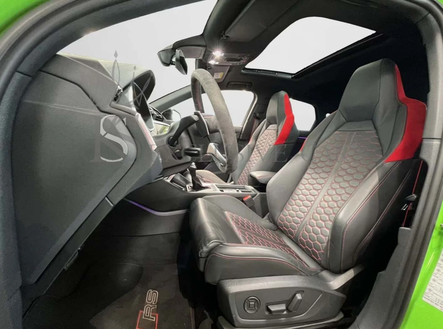 Audi RSQ3 MATRIX* SONOS* PANO* 360* CARBON* , снимка 7 - Автомобили и джипове - 54855424