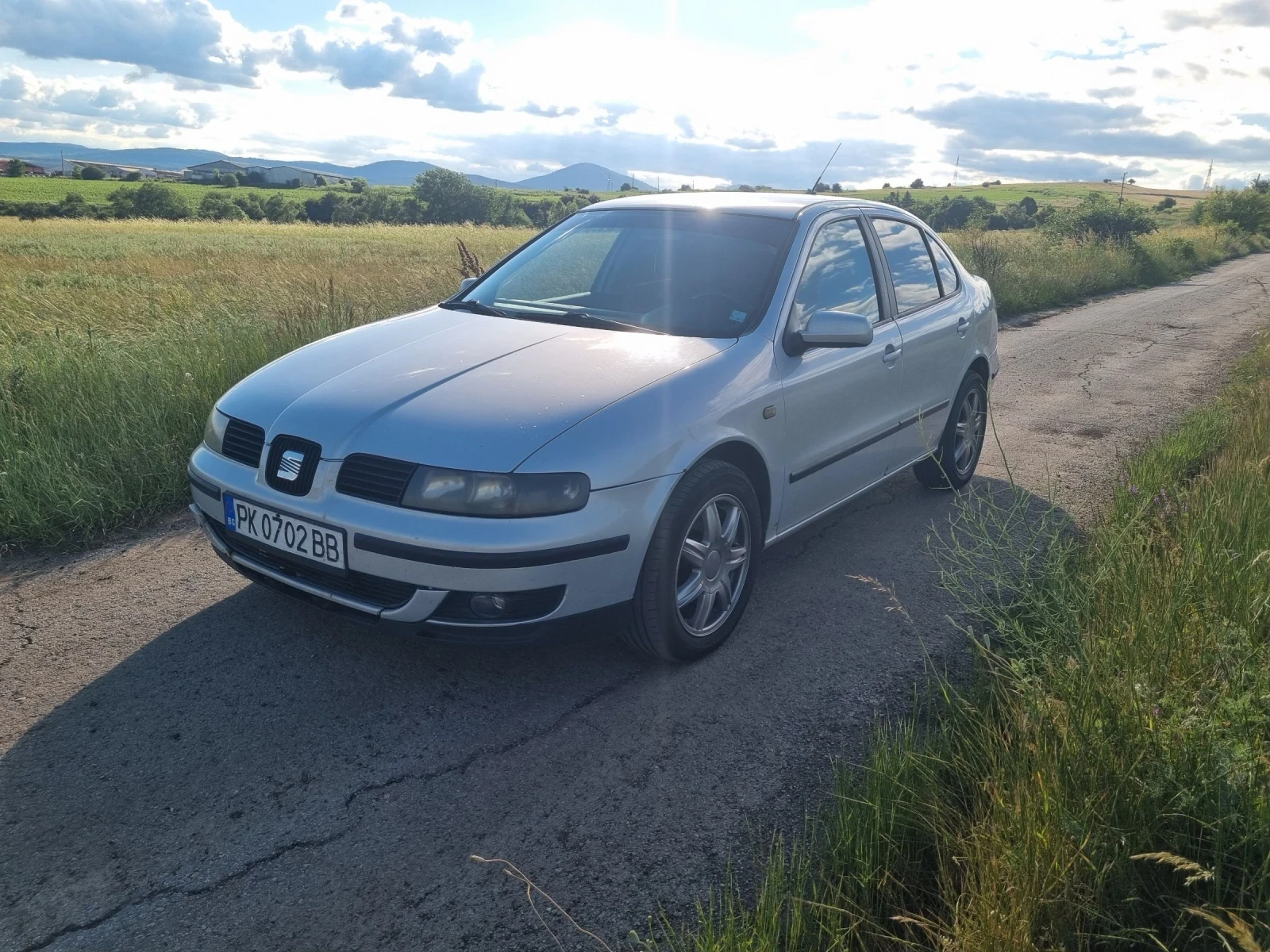 Seat Toledo 1.9 110 кс, снимка 13 - Автомобили и джипове - 54900225