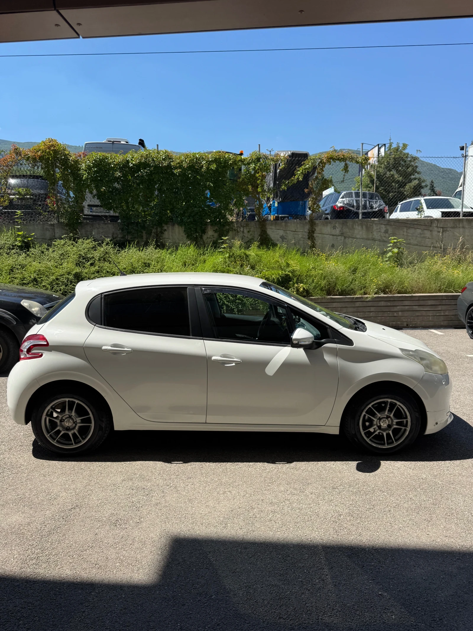 Peugeot 208 | Mobile.bg � ����������� 4