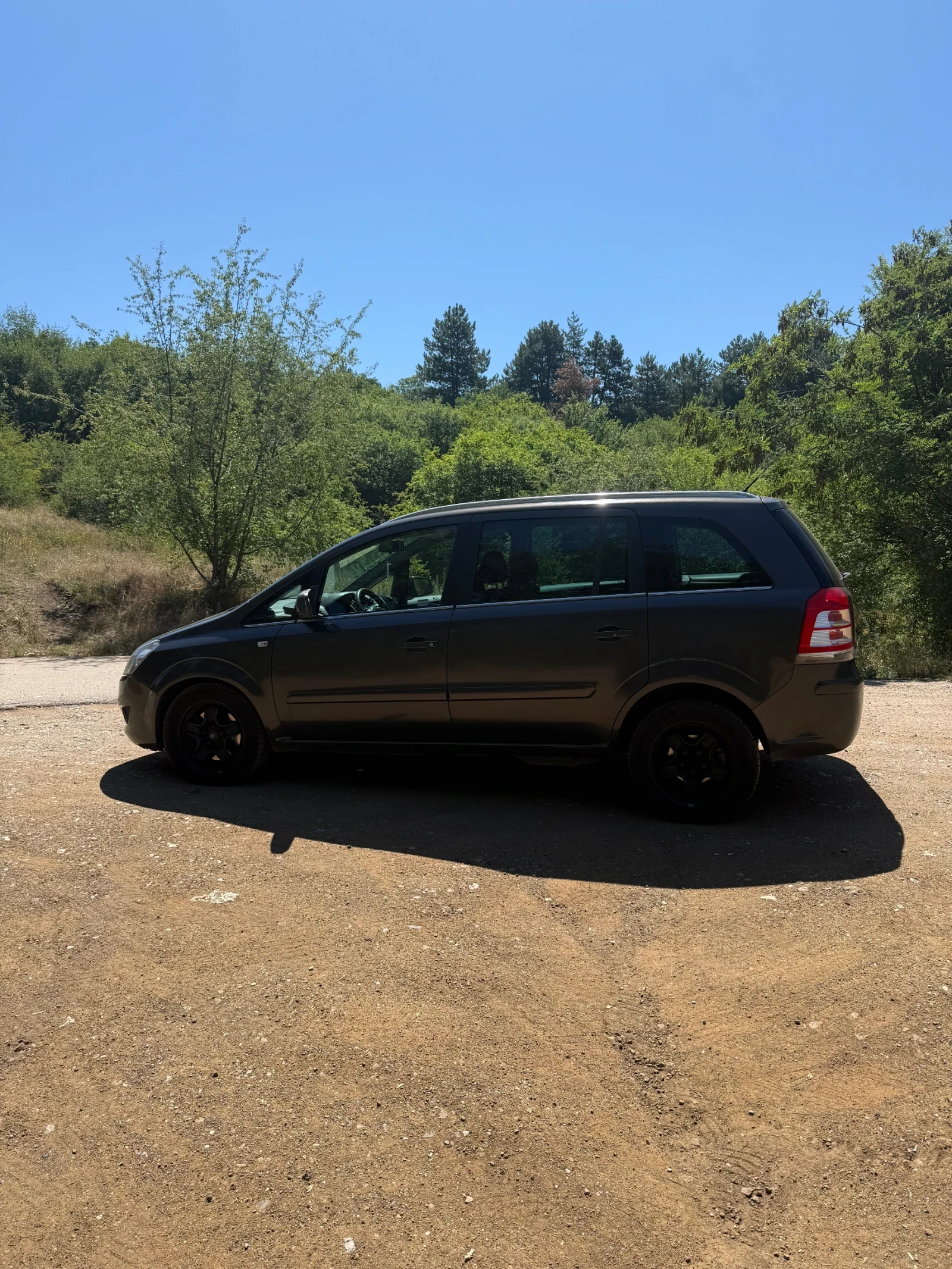 Opel Zafira, снимка 5 - Автомобили и джипове - 55241008