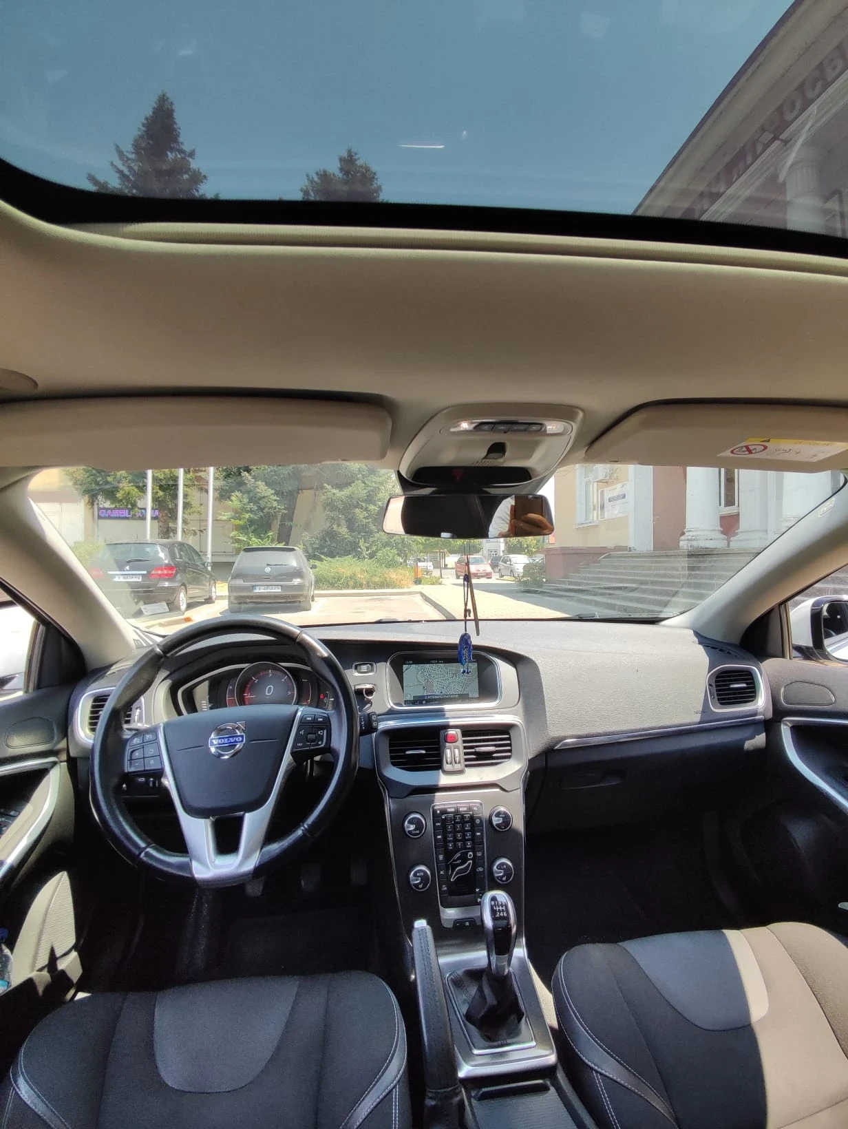 Volvo V40 Volvo V40 1.6 D2, снимка 9 - Автомобили и джипове - 55398647