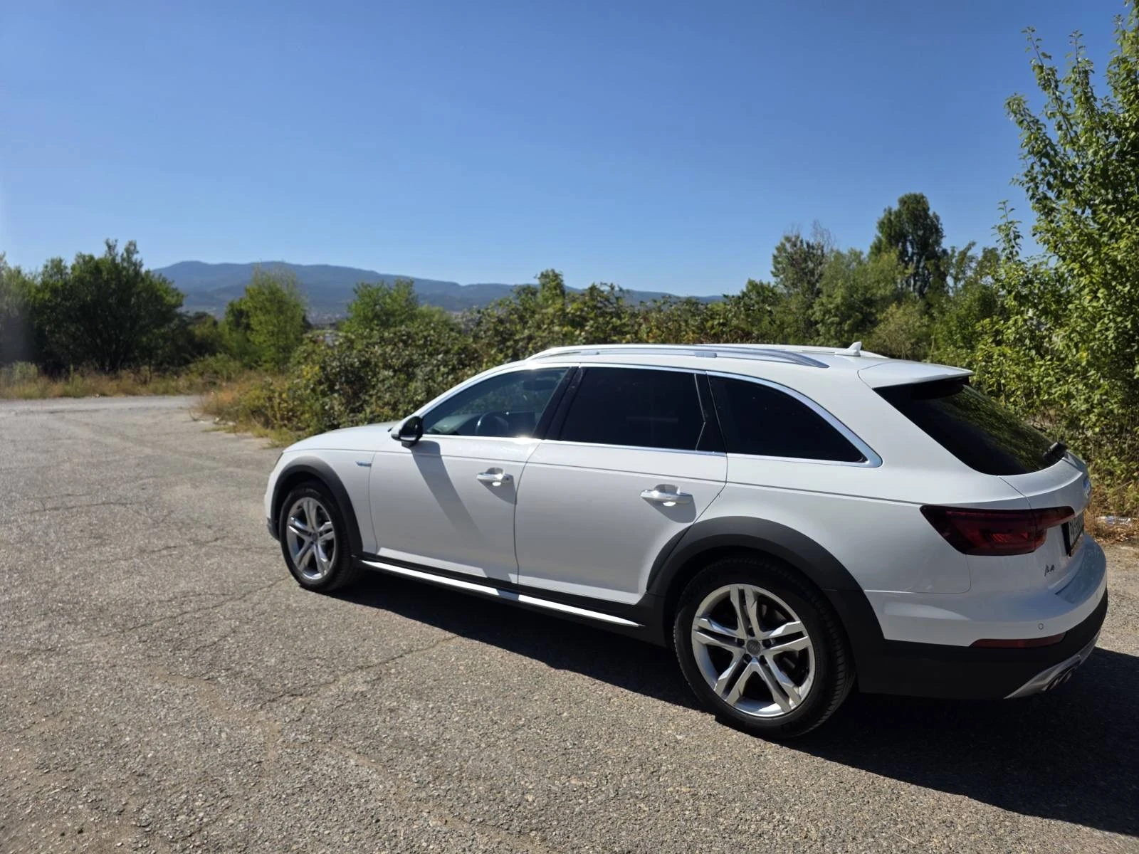 Audi A4 Allroad B9, снимка 4 - Автомобили и джипове - 55684369