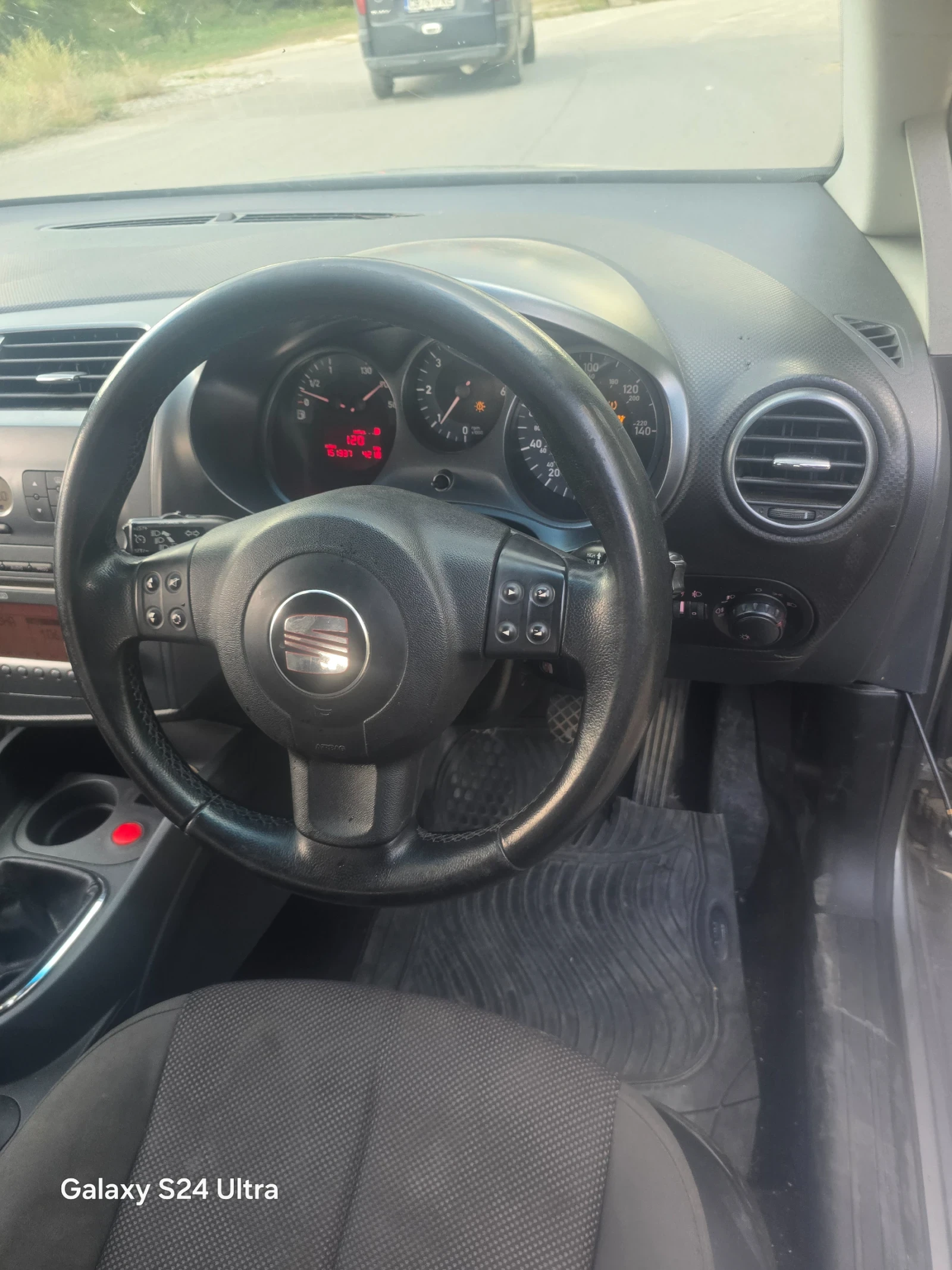Seat Leon 1.9TDI 105k �� �����  | Mobile.bg � ����������� 8