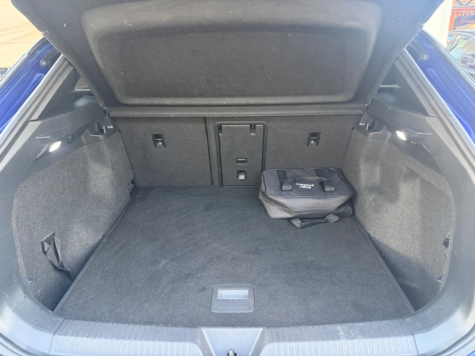 VW ID.4 77KwH 204hp PRO PERFORMANCE,  HEAD UP, MEMORY!, снимка 15 - Автомобили и джипове - 56073826