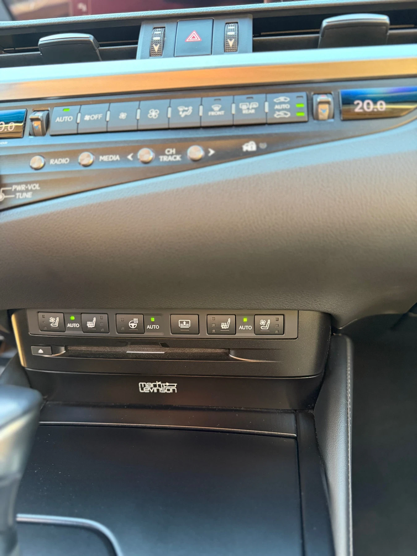 Lexus ES, снимка 13 - Автомобили и джипове - 56125373