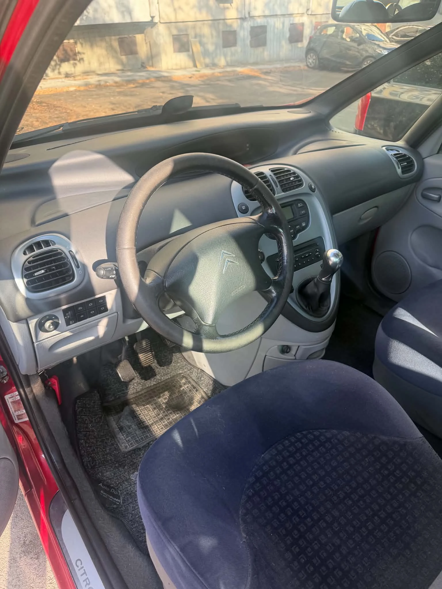 Citroen Xsara picasso, снимка 7 - Автомобили и джипове - 56547891