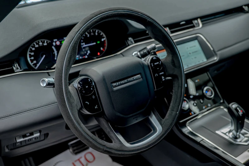 Land Rover Range Rover Evoque P180 R-Dynamic S/Обдухване/Камера 360/Lane Assist, снимка 16 - Автомобили и джипове - 50854886