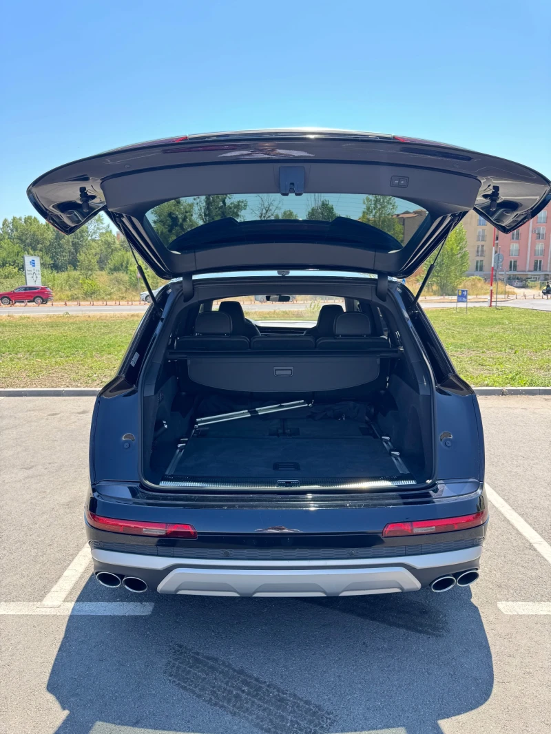 Audi SQ7 Завиващ заден мост Нощно Head-Up Всички асистенти, снимка 3 - Автомобили и джипове - 52452454