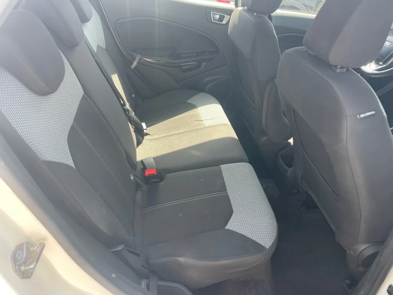 Ford EcoSport, снимка 8 - Автомобили и джипове - 51501447